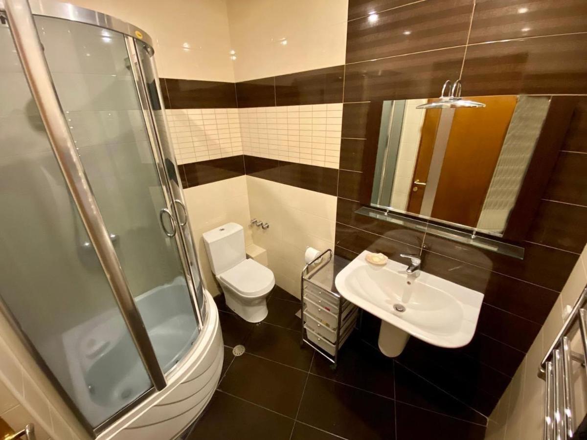 City Center Cute Flat 3 Rooms เยเรวาน ภายนอก รูปภาพ